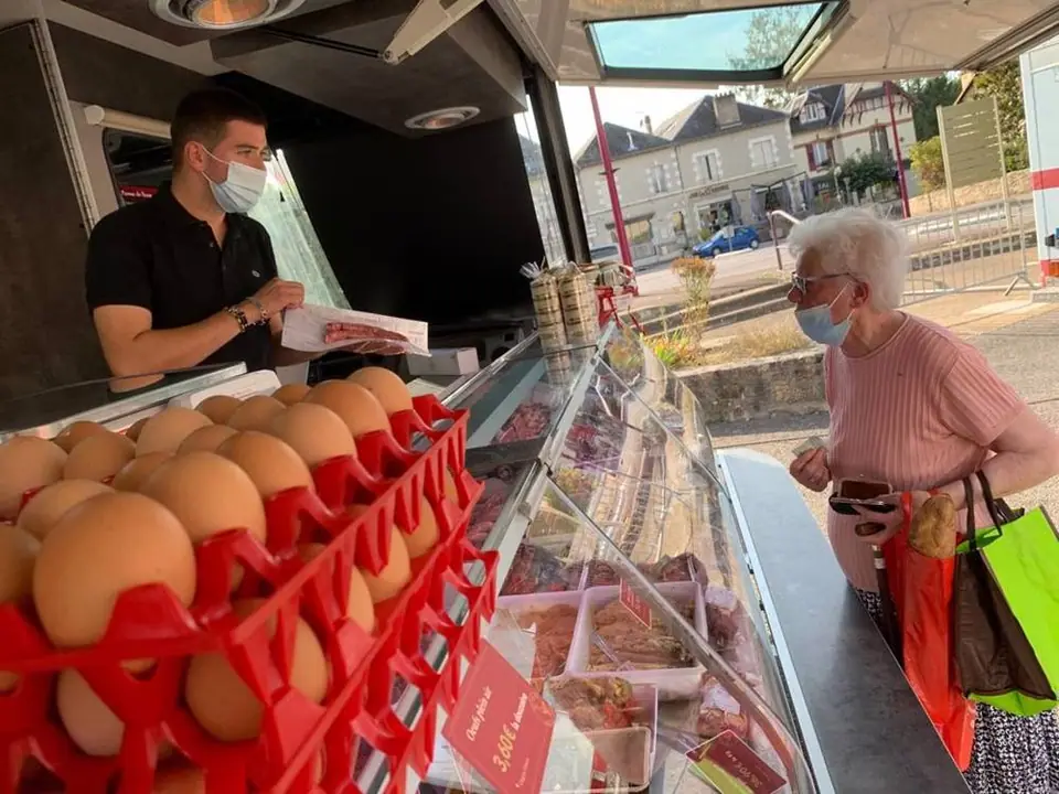 Marché du Centre à Bosmie-l'Aiguille (87)
