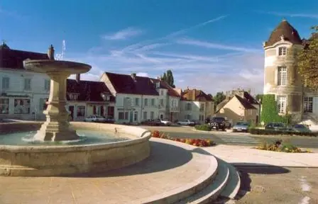 Marché du Centre à Courson-les-Carrières (89)