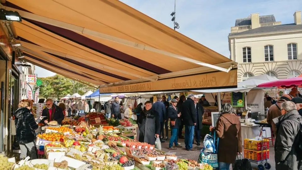Marché République à Issy-les-Moulineaux (92)