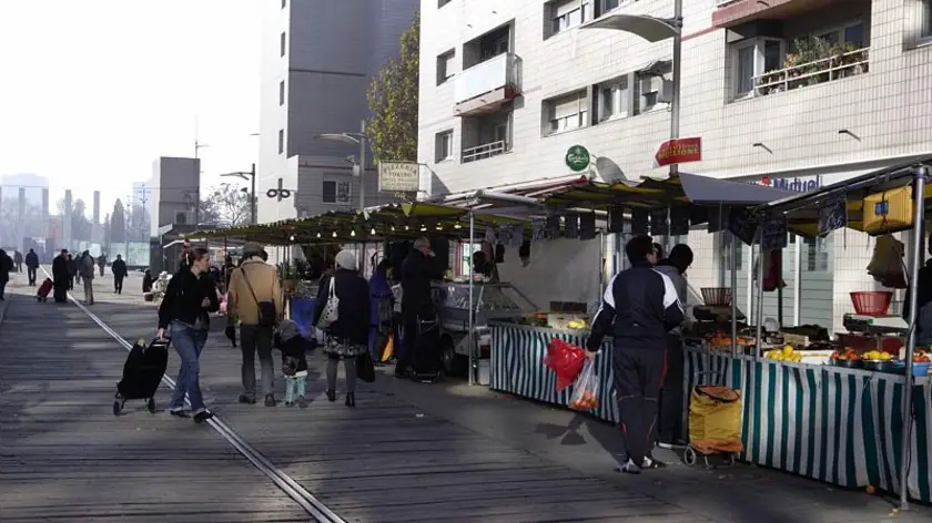 Marché Charles de Gaulle à Nanterre (92)