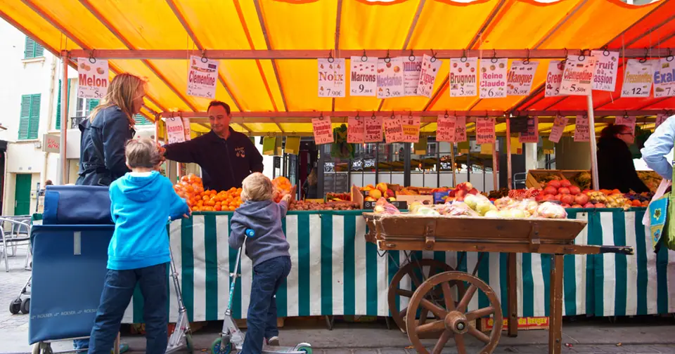 Marché Zola à Suresnes (92)