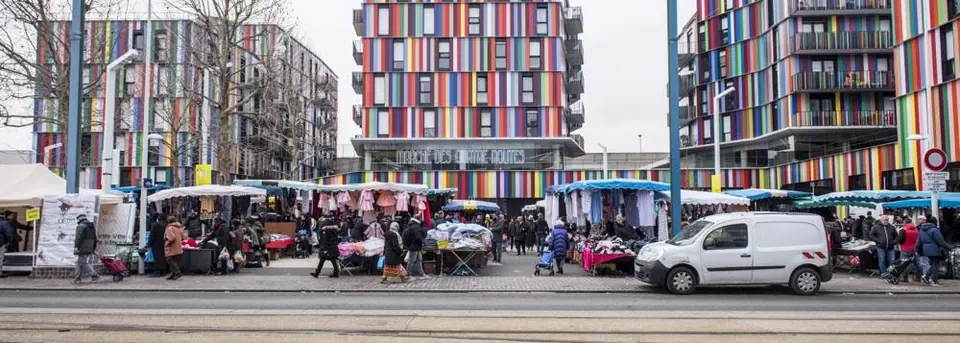 Marché des Quatre-Routes à La Courneuve (93)