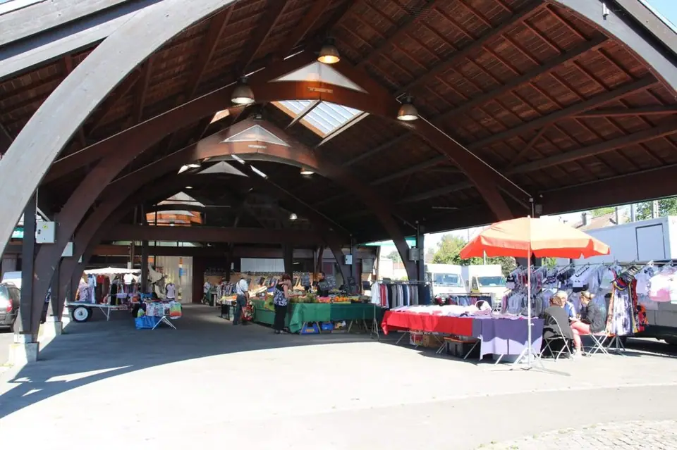 Marché des Coudreaux à Montfermeil (93)