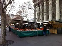 Marché Aguesseau à Paris 8e