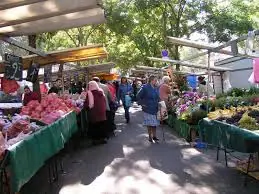 Marché Charonne à Paris 11e