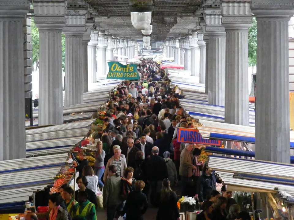 Marché Grenelle à Paris 15e