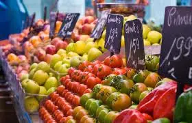 Marché Couvert Saint Didier à Paris 16e