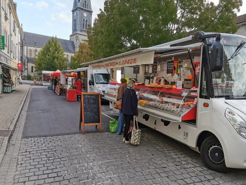 Marché du Centre à Mourmelon-le-Grand (51)