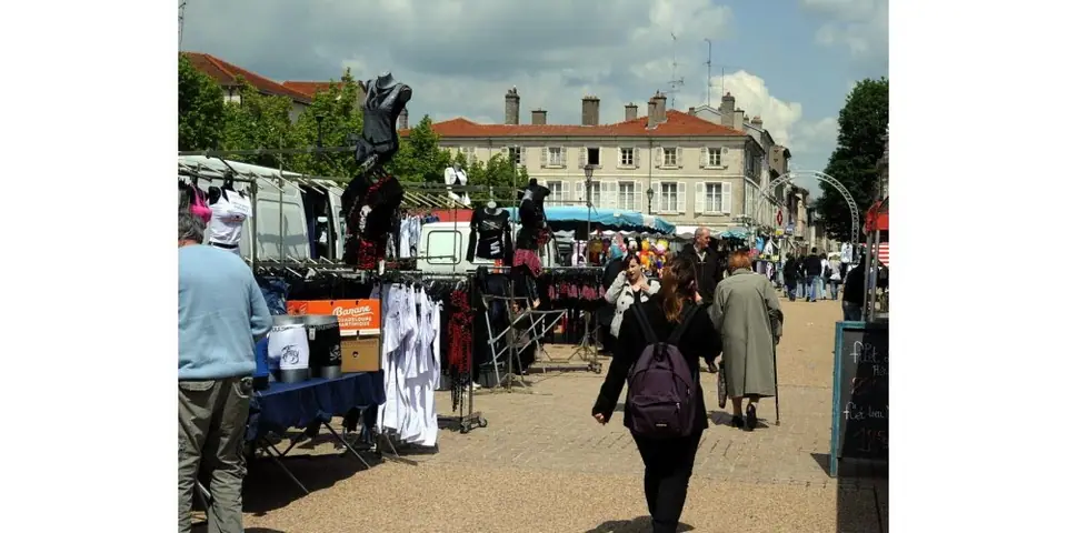 Marché Léopold à Lunéville (54)
