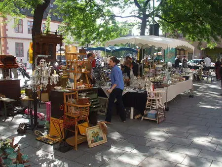 Marché Brocante à Strasbourg (67)