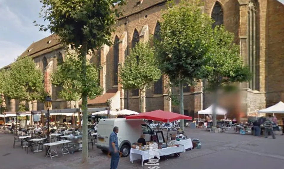 Marché Place des Dominicains à Colmar (68)