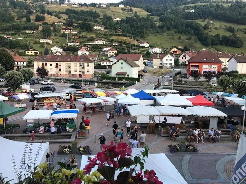 Marché du Centre à La Bresse (88)