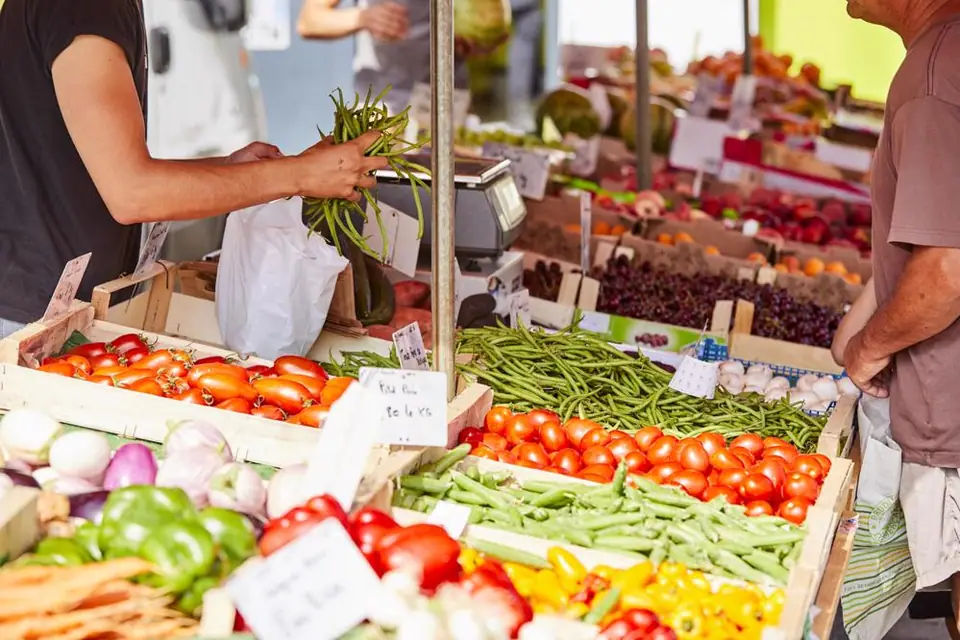 Grand Marché à Concarneau (29)
