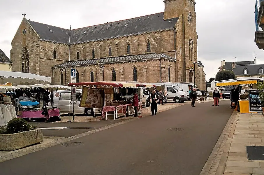 Marché du Centre à Névez (29)
