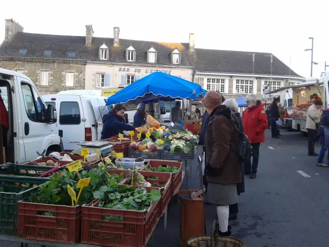 Marché du Centre à Saint-Pol-de-Léon (29)