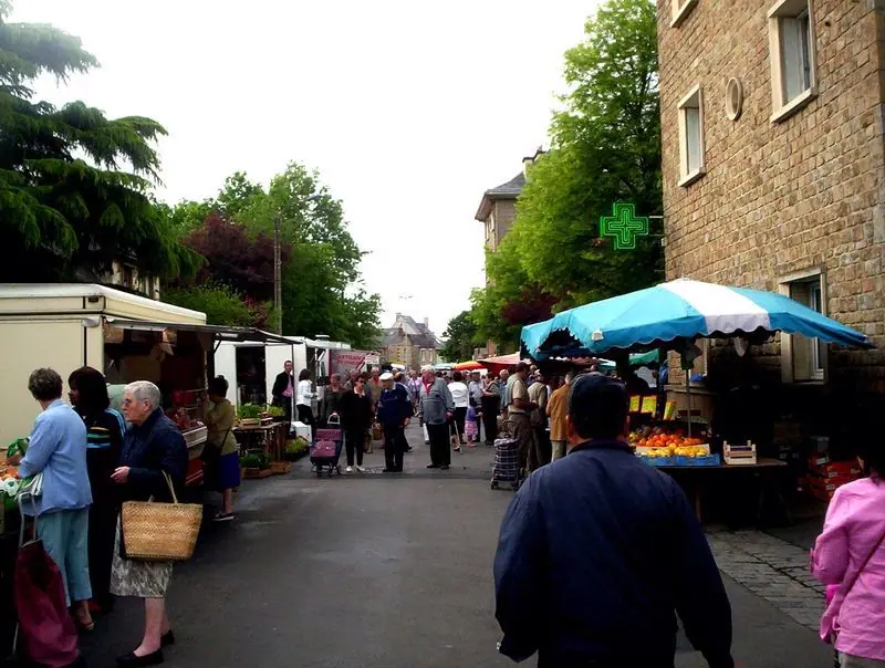 Marché de Sainte-Thérèse à Rennes (35)