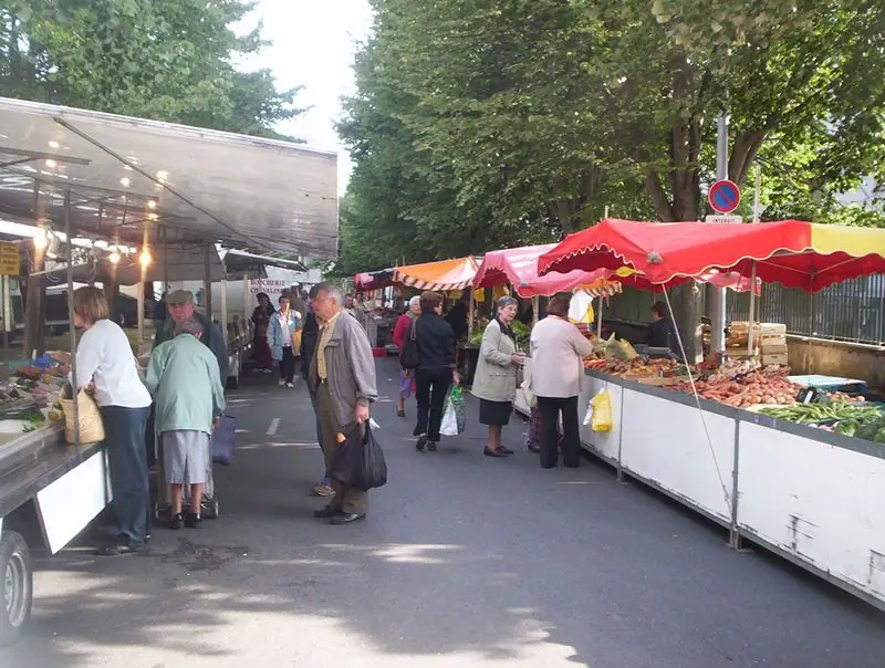 Marché de Sarah Bernhardt à Rennes (35)