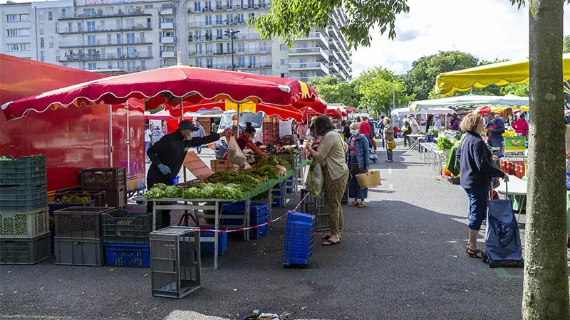 Marché de la Petite-Hollande à Nantes (44)