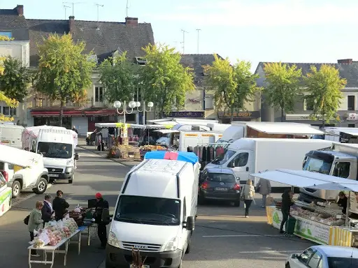Marché du Centre à Renazé (53)