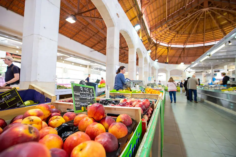 Marché des Halles à Luçon (85)