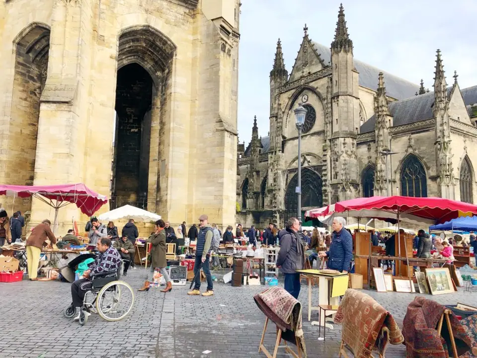 Marché Neuf St-Michel à Bordeaux (33)