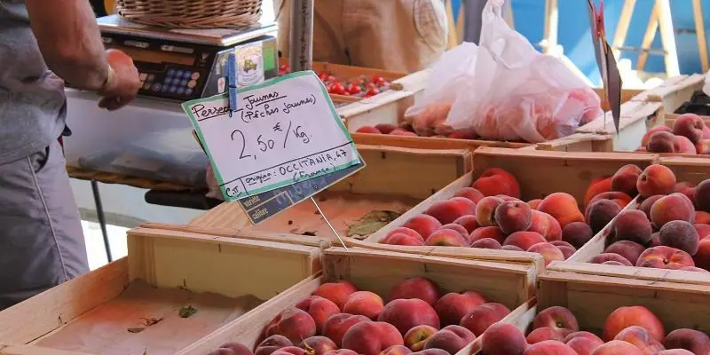 Marché des Producteurs à Sauveterre-la-Lémance (47)