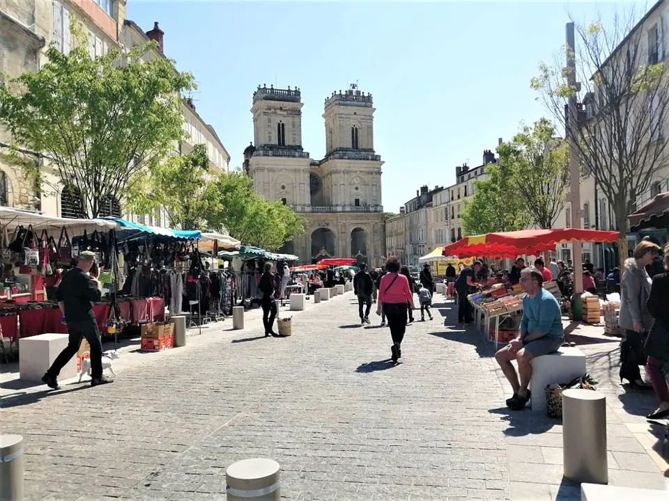 Marché Haute-Ville à Auch (32)