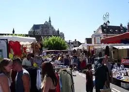 Marché du Centre à Saint-Florentin (89)