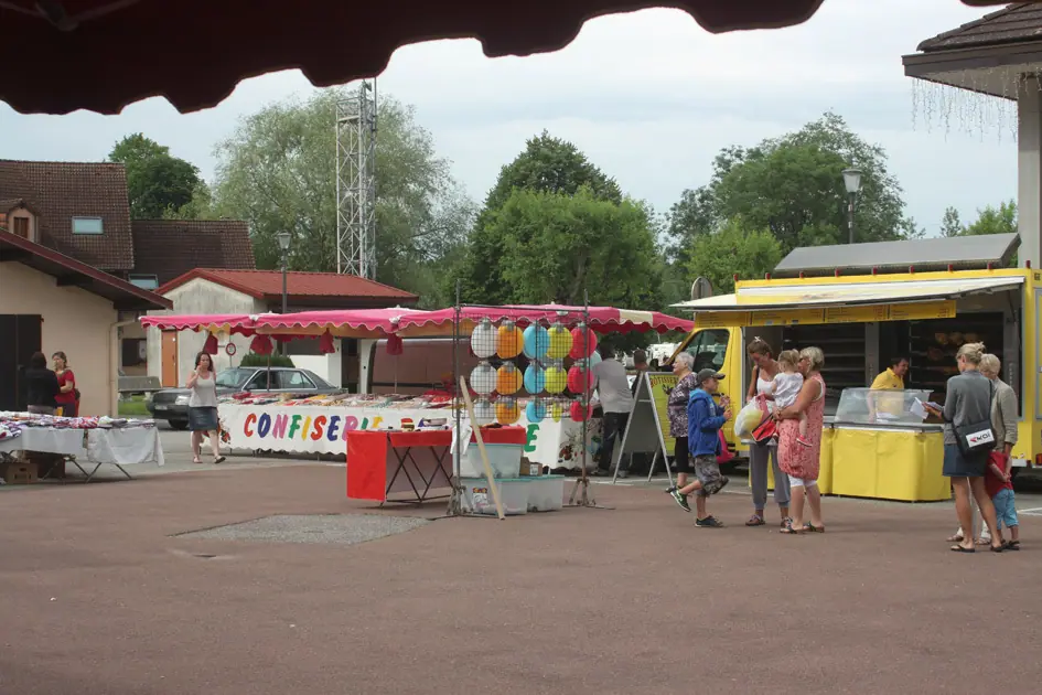 Marché du Centre à Serrières (07)