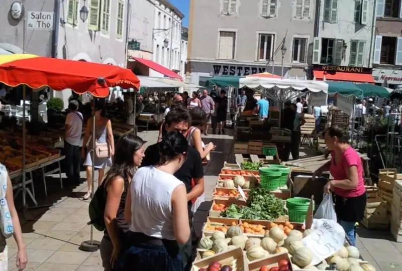 Marché du Centre à Montélimar (26)