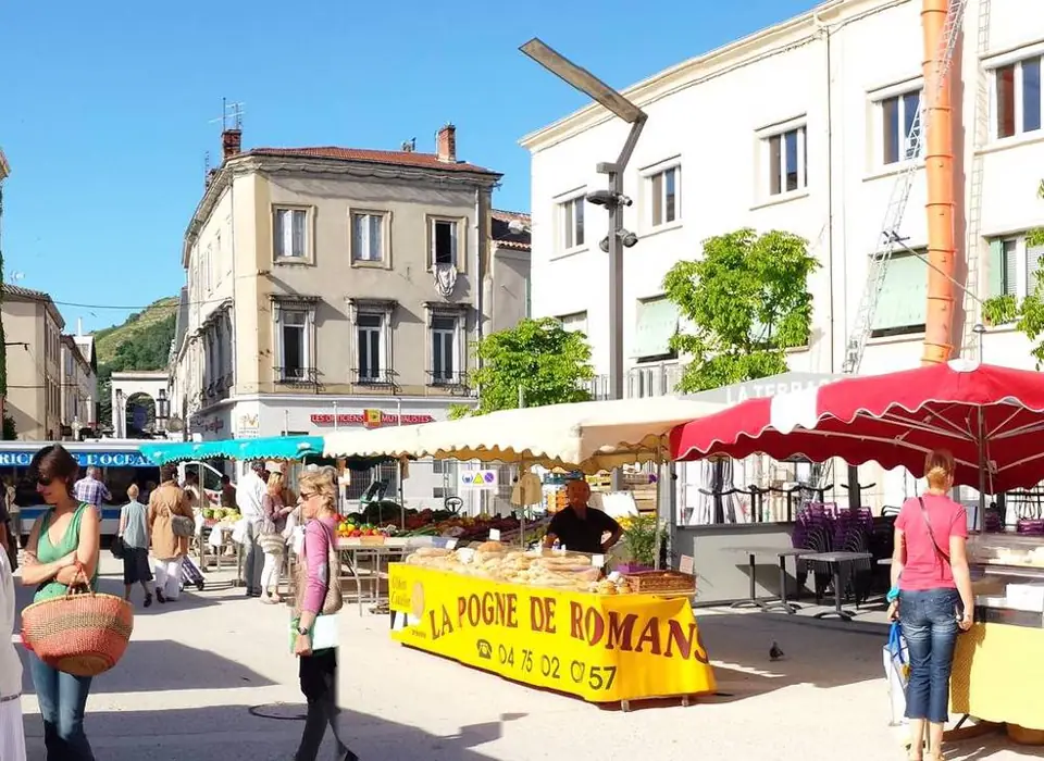 Marché du Centre à Tain-l'Hermitage (26)