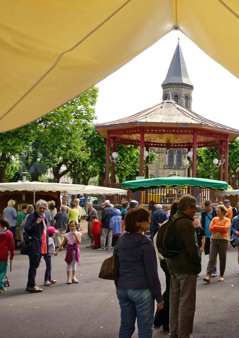 Marché du Centre à La Bourboule (63)
