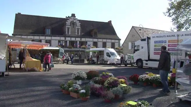 Marché du Centre à Pionsat (63)