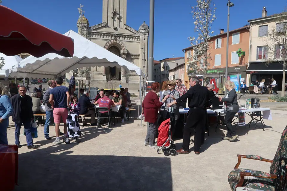Marché du Centre à Chaponost (69)
