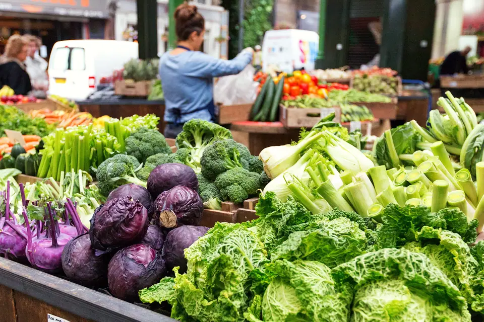 Marché Petite Place Croix Rousse à Lyon 4e
