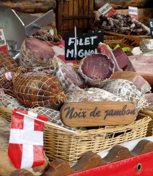 Marché Place Chorus à Annecy (74)