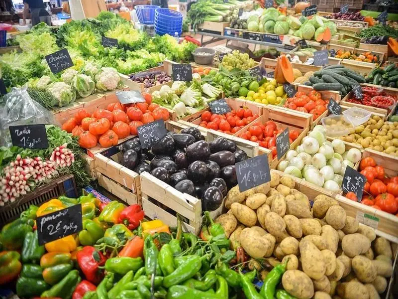 Marché de producteurs à Château-Arnoux-Saint-Auban (04)
