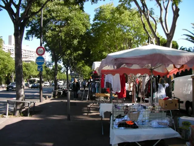 Marché Michelet à Marseille 8e