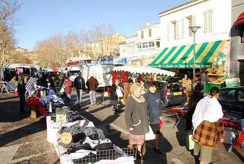 Marché de la Joliette à Marseille 2e