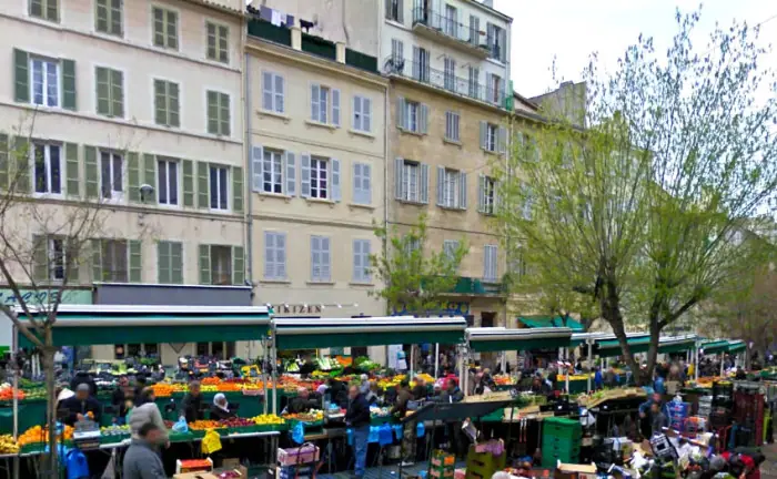 Marché des Capucins de Noailles à Marseille 1er