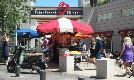 Marché Saint Barnabé Village à Marseille 12e