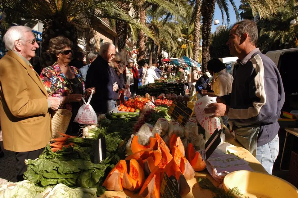 Marché des Îles d'Or à Hyères (83)