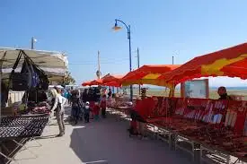 Marché de l'Ayguade à Hyères (83)