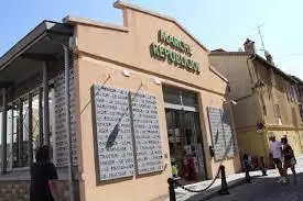 Marché République à Saint-Raphaël (83)