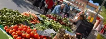Marché du Centre à Six-Fours-les-Plages (83)