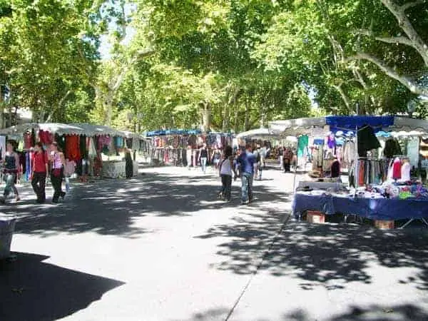 Marché de la Comédie à Montpellier (34)