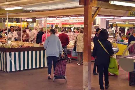 Marché de Fontenay-le-Fleury (78)