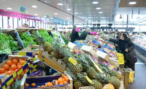 Marché de la Halle à Marly-le-Roi (78)