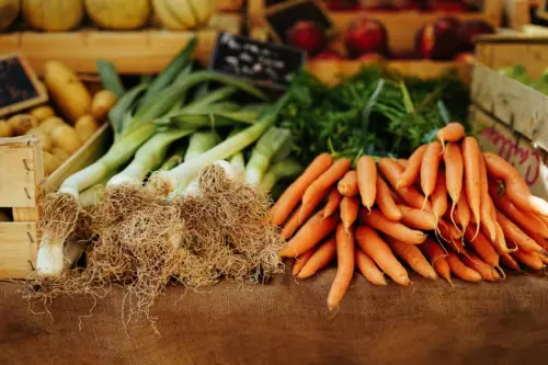 Marché Bernard de Jussieu à Versailles (78)