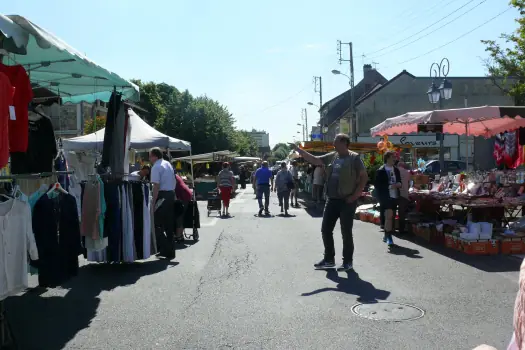 Marché du Centre à Beauchamp (95)